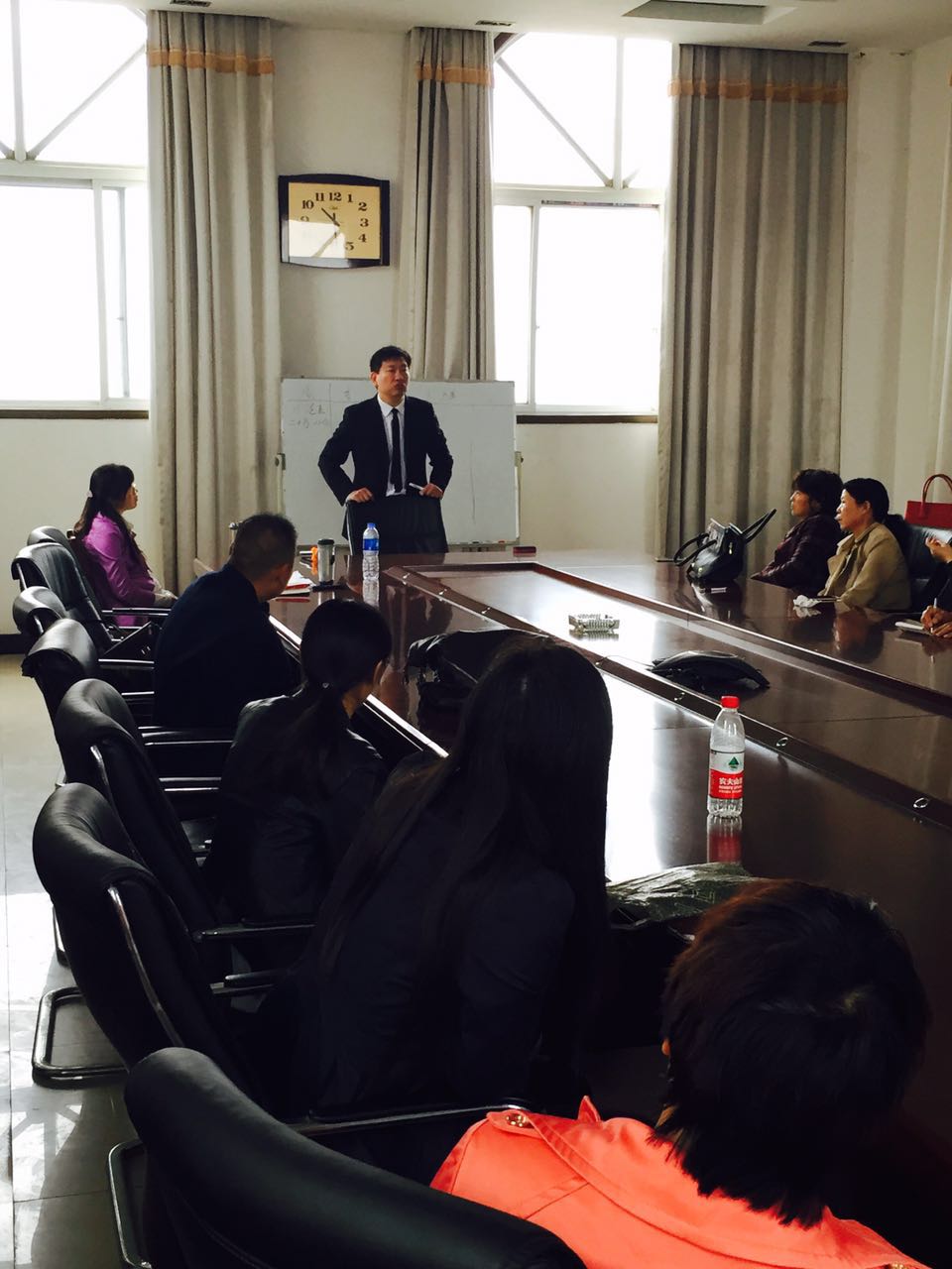 ����ϯ����