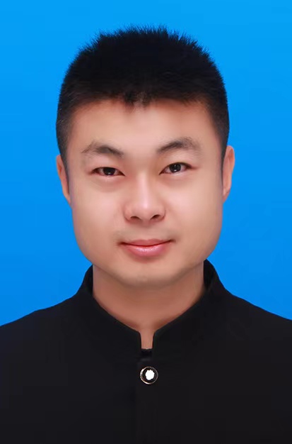 ʦ���ڰ칫������